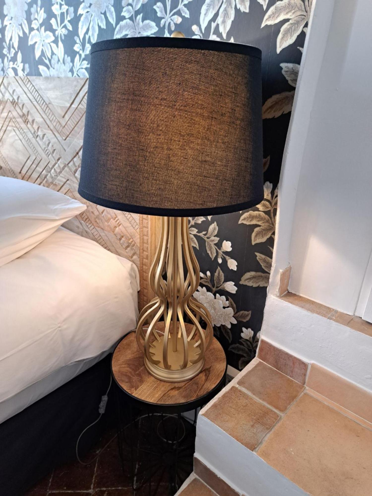 Hotel Le Patio De Sophie Сістерон Номер фото